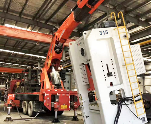 乐至提升工作效率，选择优质折臂吊租赁服务